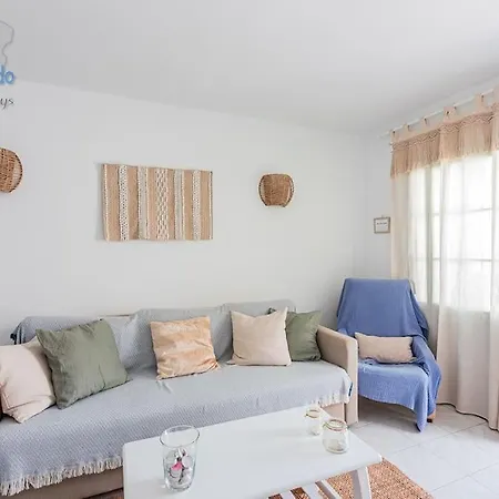 Apartment Lima *